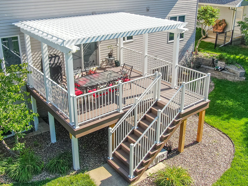 Sustainable pergolas in the Sarasota Florida